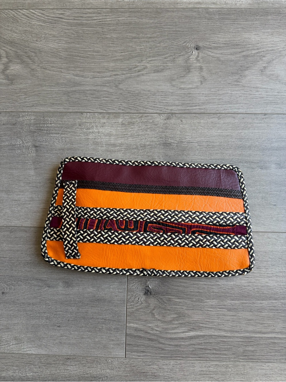 Nativa patchwork pouch